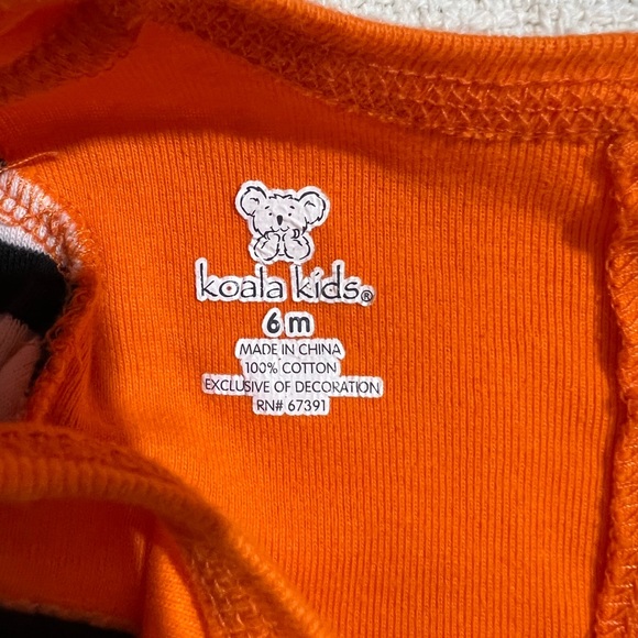 Infant Halloween Onesie 0-6 months. FINAL PRICE DROP get it before Halloween. - Picture 4 of 4